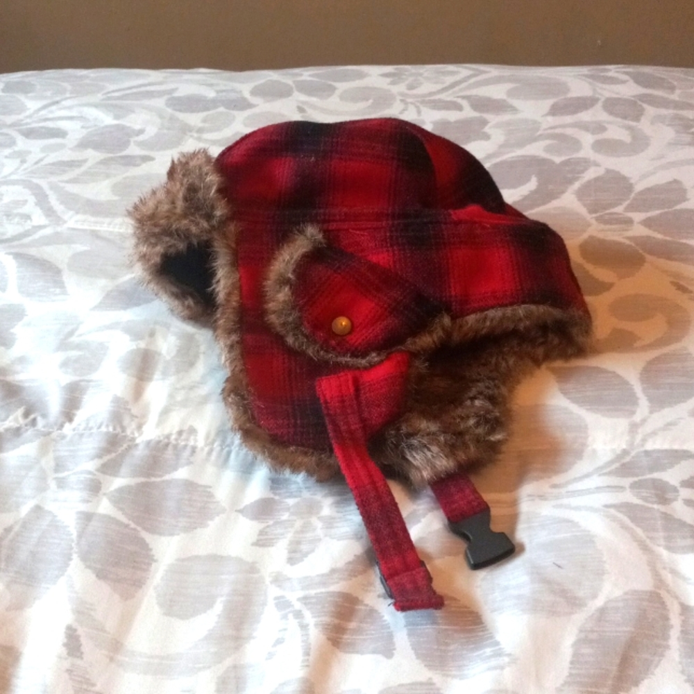 Snow Hat - Roebuck & Co - Red Black Plaid